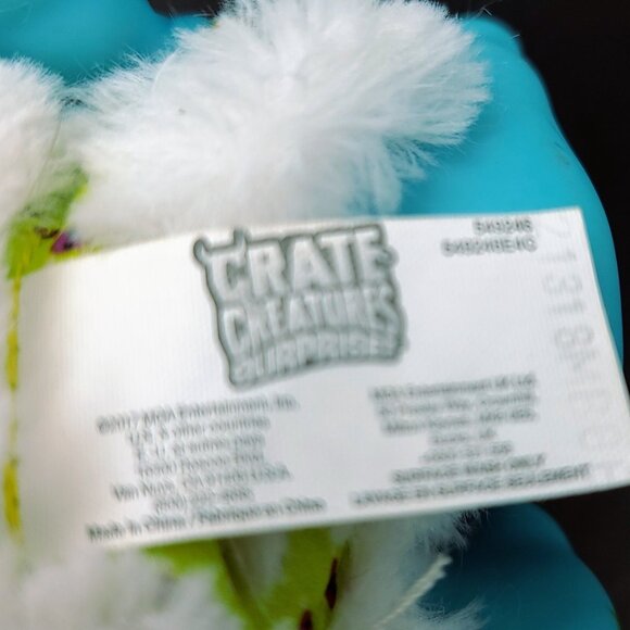 Free The Beast MGA Entertainment Crate Creatures Blizz Talking Plush Toy - Picture 15 of 16